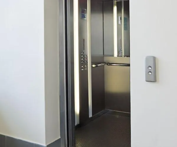 Na Wydmie, Garaż + ładowarka Ev * Ustka